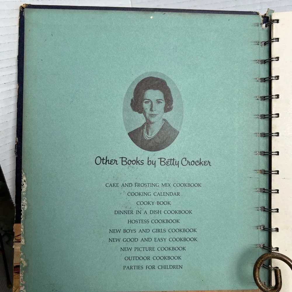 Betty Crocker's New Dinner for Two Cook Book Betty Crocker First Edition 1964
